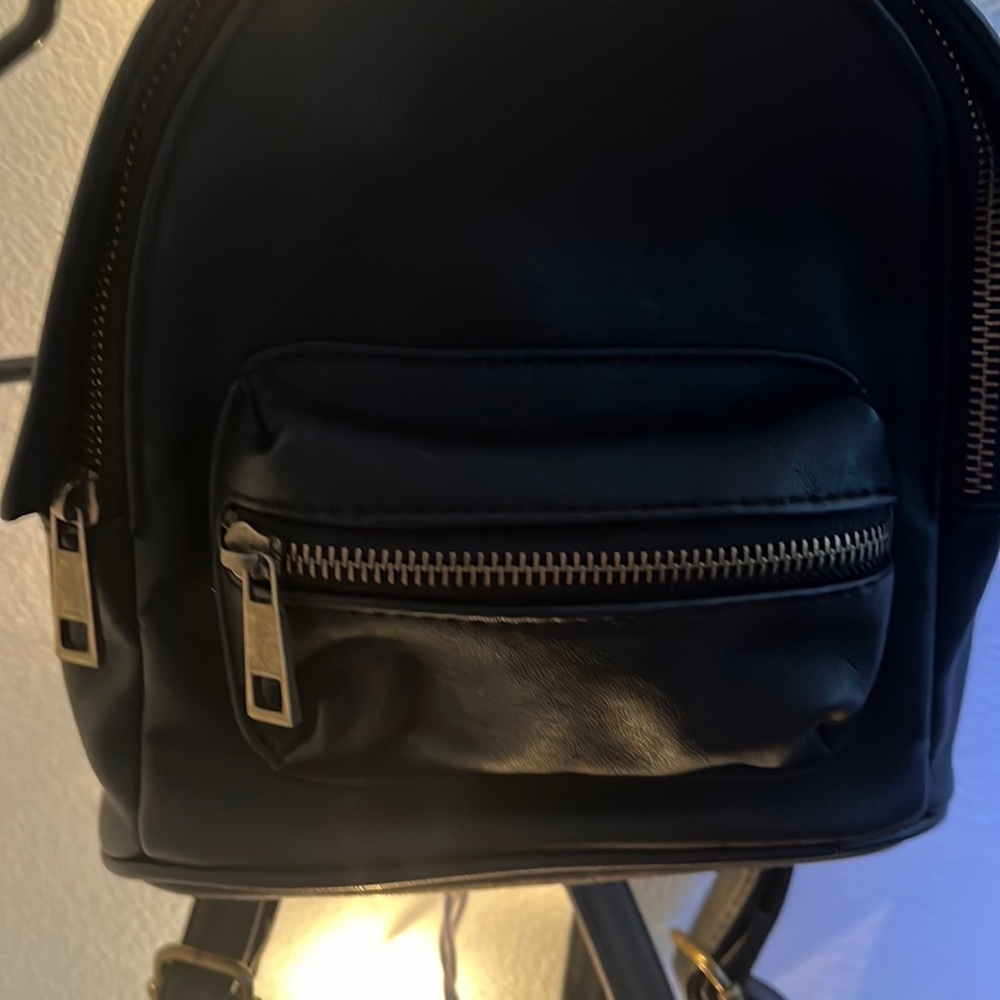 Mini Backpack - Picture 3 of 6